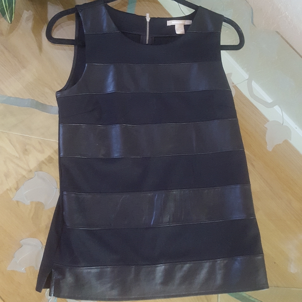 Banana Republic Top